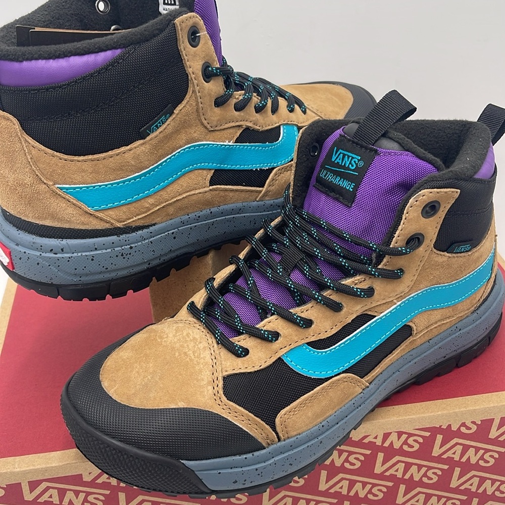Vans WMNS High-Top Sneakers Boots Blue and Tan Accents Ultrarange Exo
Tobacco - Picture 10 of 16